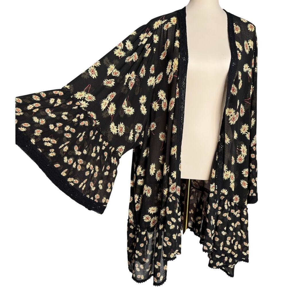 Torrid Black Daisy Floral Chiffon Kimono Duster Bell Sleeve Boho Cardigan Size 6 - Picture 2 of 11